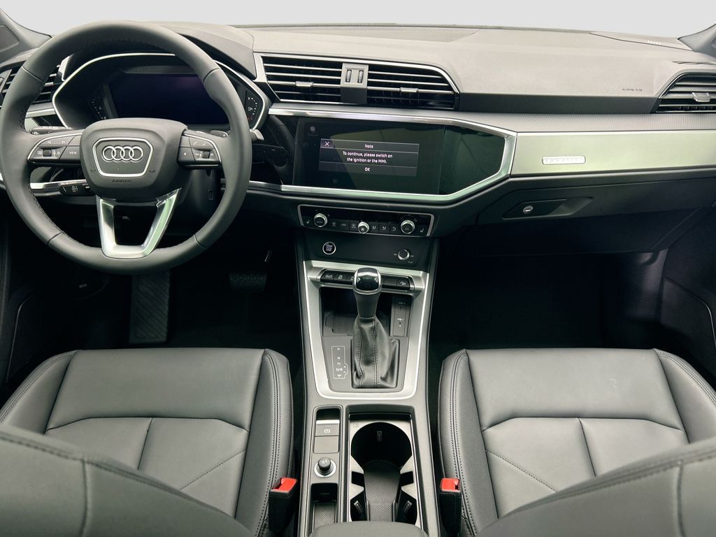 Thumbnail: 2025 Audi Q3 - 13