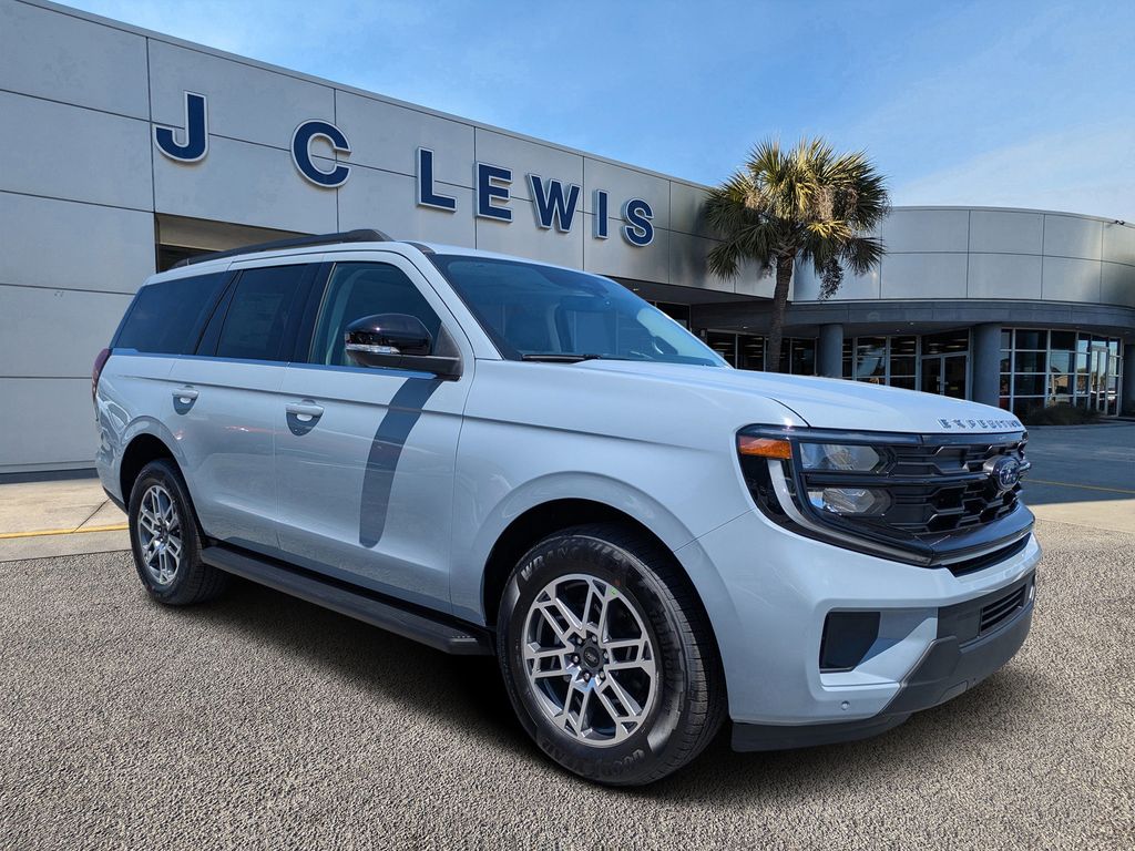 2026 Ford Expedition Active