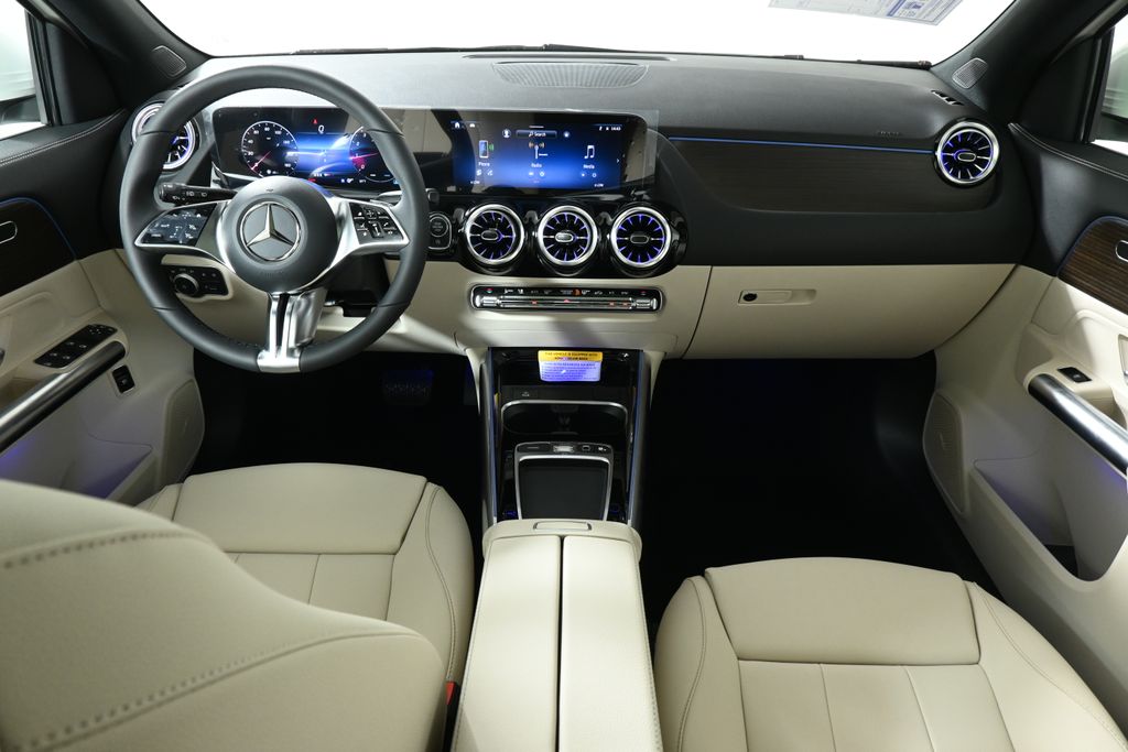 Thumbnail: 2026 Mercedes-Benz GLA - 4