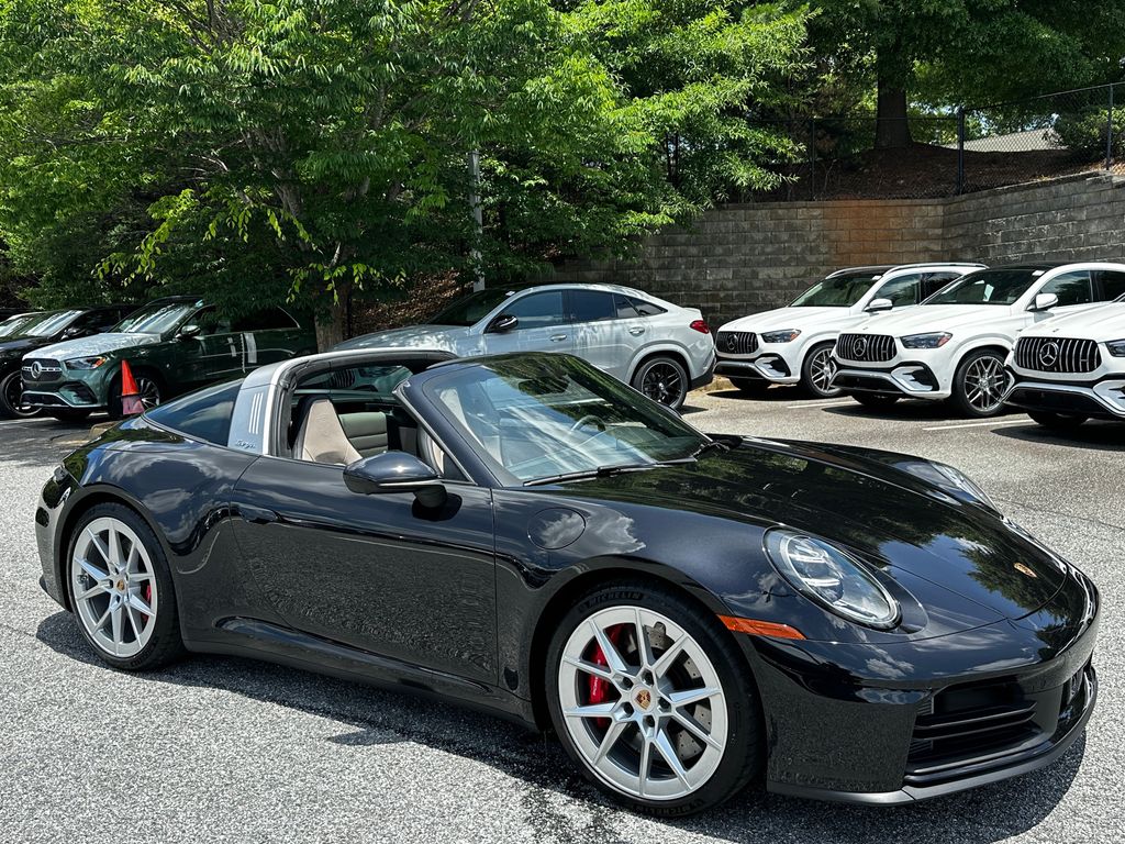 2026 Porsche 911 Targa 4S AWD