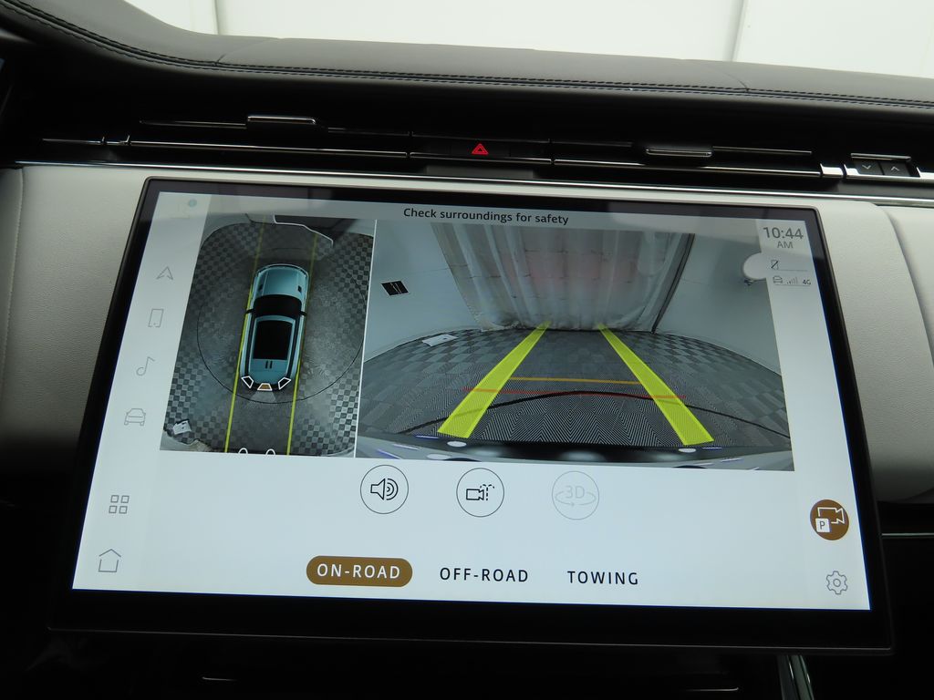 Thumbnail: 2023 Land Rover Range Rover Sport - 15