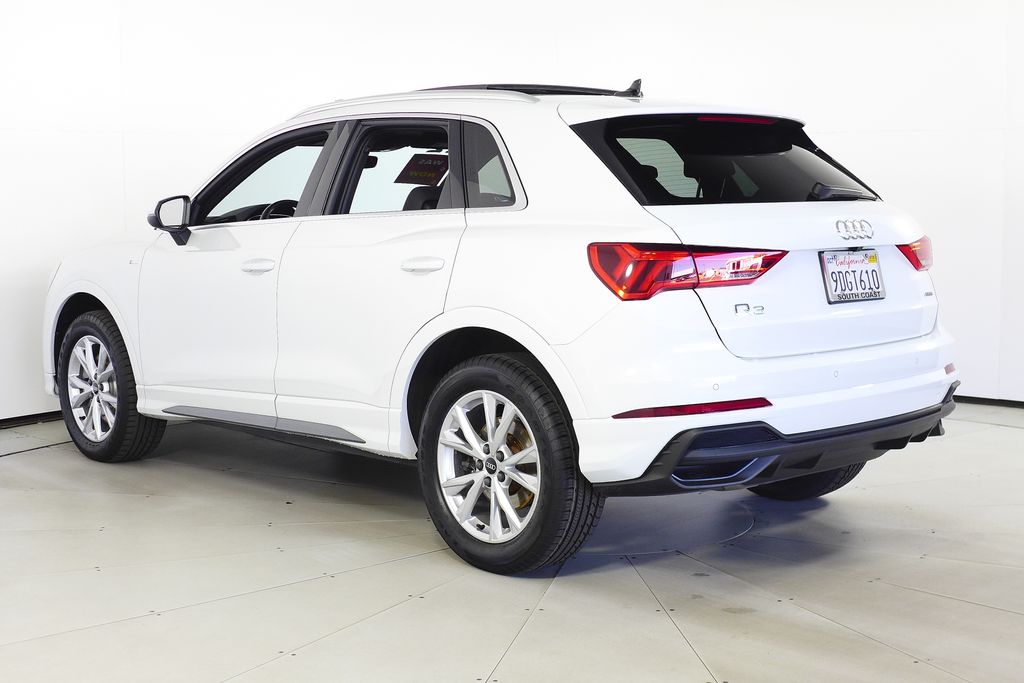 Thumbnail: 2022 Audi Q3 - 9