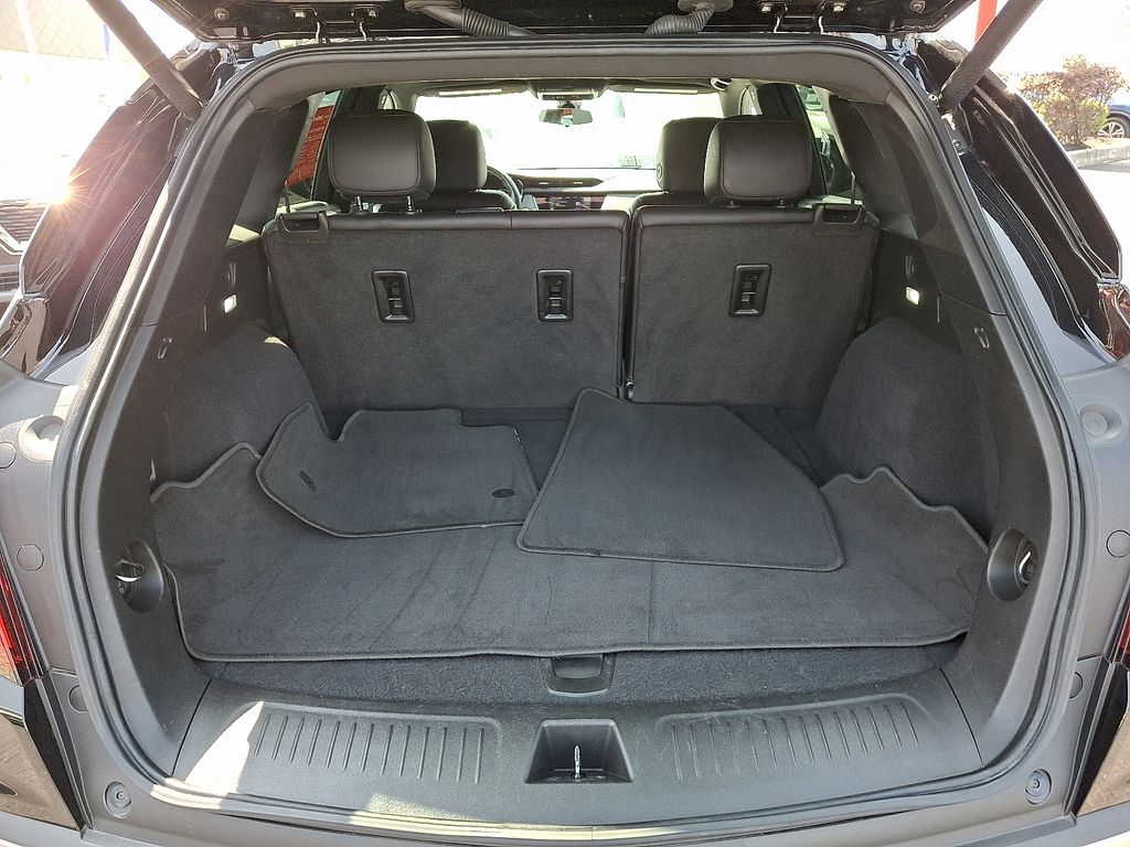 Thumbnail: 2021 Cadillac XT5 - 31