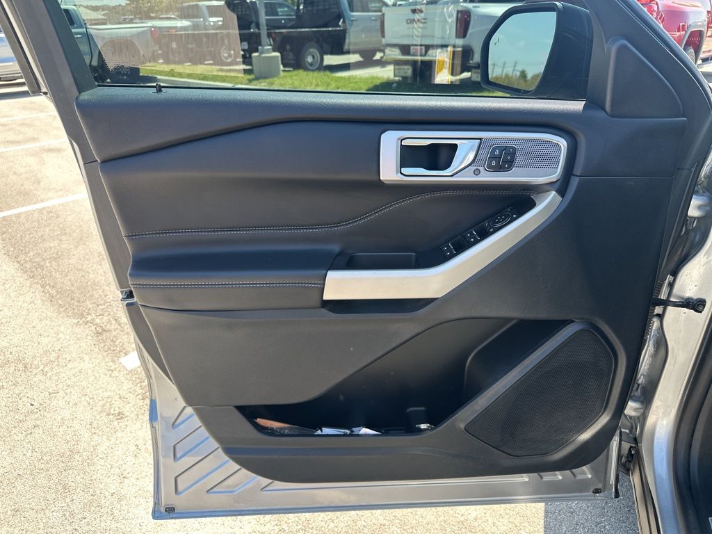 Used Car 2021 Ford Explorer  Limited For Sale Under $25,000 In Austin, Texas