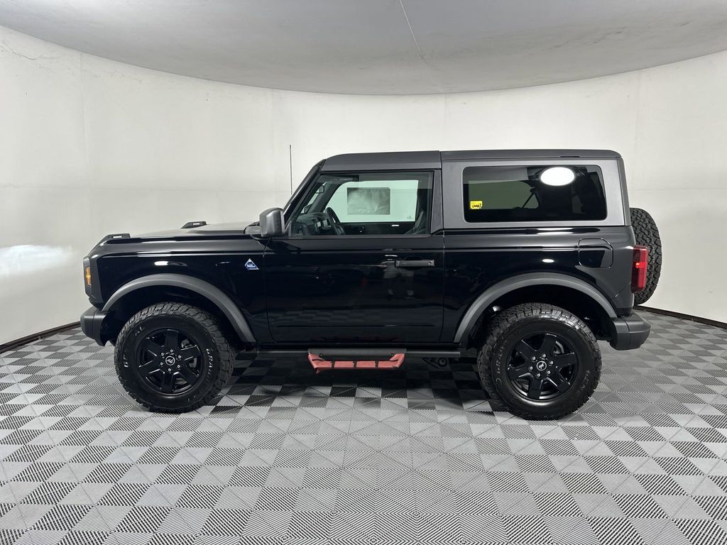 2024 Ford Bronco Black Diamond 4