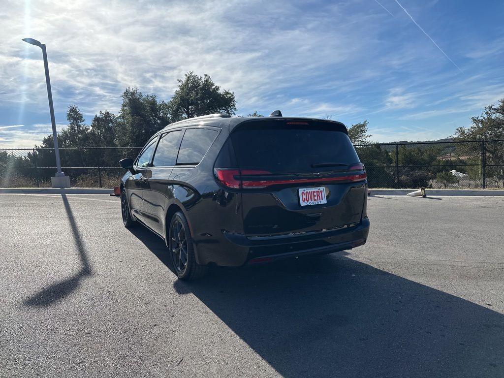 Used Car 2025 Chrysler Pacifica  Limited For Sale Under $40,000 In Austin, Texas