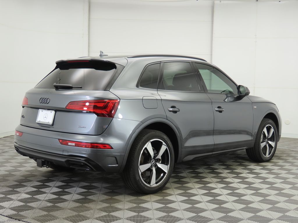 2022 Audi Q5 e Premium 5