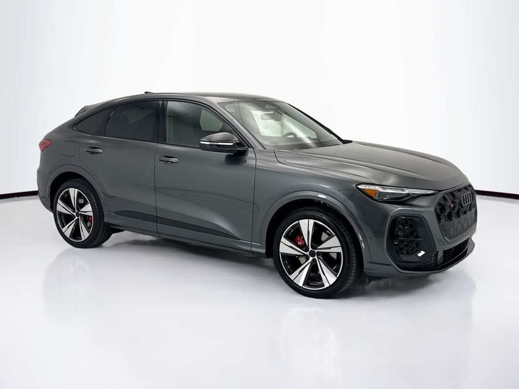Thumbnail: 2026 Audi SQ5 - 3