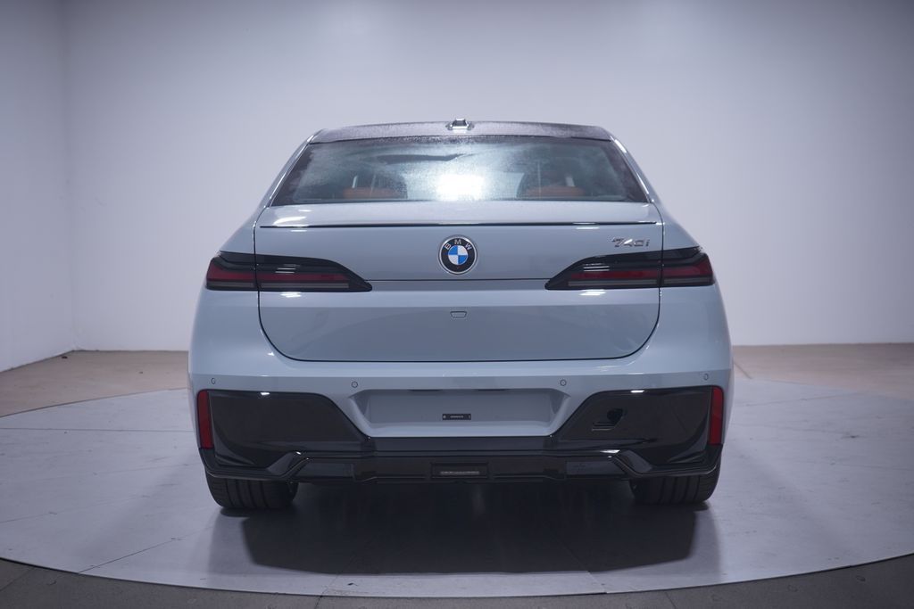 2025 BMW 7 Series 740i 5