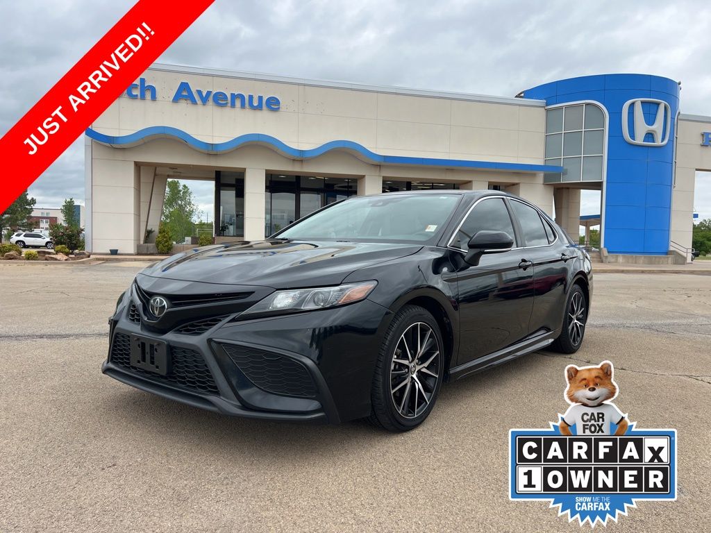 Midnight Black Metallic 2024 Toyota Camry SE Nightshade FWD Sedan Front-Wheel Drive 8-Speed Automatic