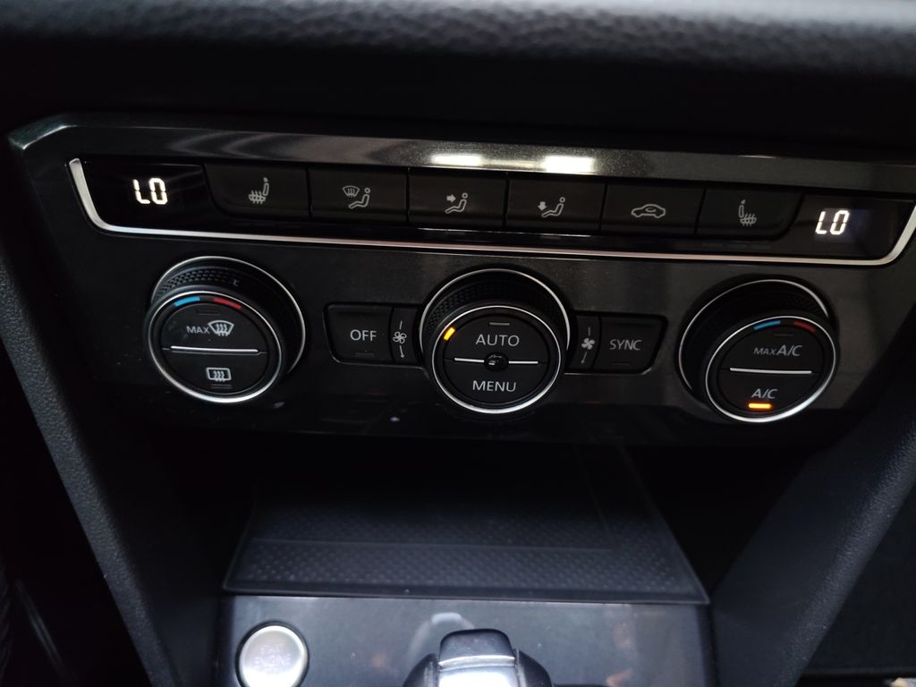 Used Car 2021 Volkswagen Tiguan  2.0t Se For Sale In Austin, Texas