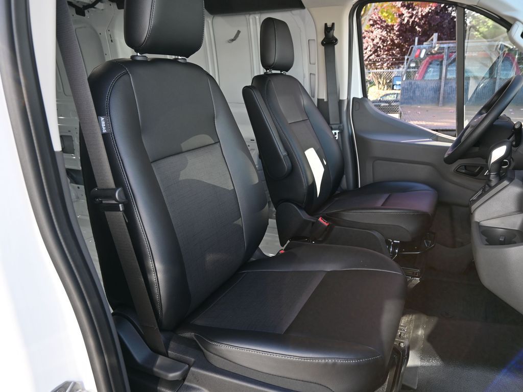2024 Ford Transit 250