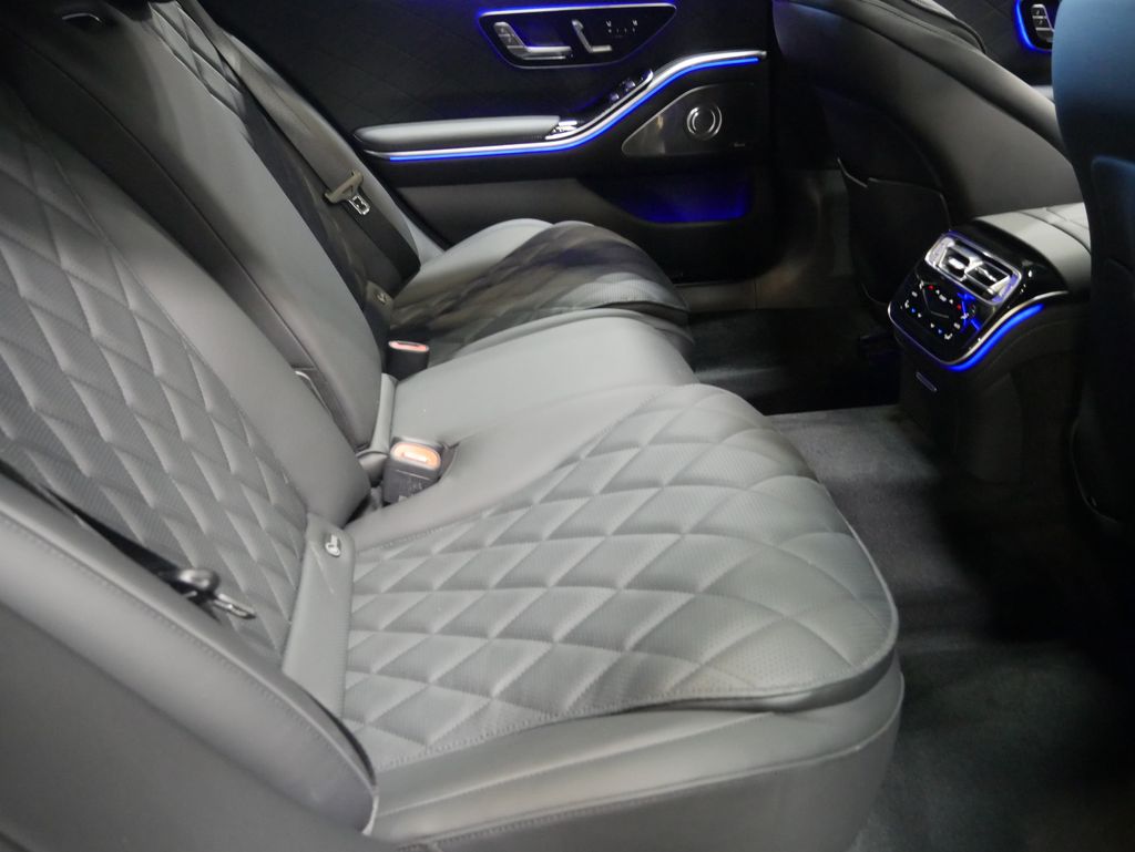 Thumbnail: 2026 Mercedes-Benz S-Class - 20
