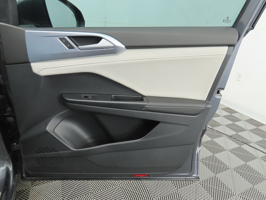 Thumbnail: 2025 Volkswagen Taos - 25