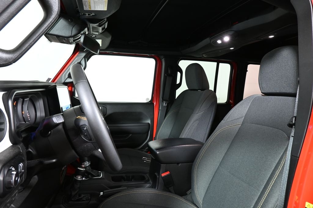 Thumbnail: 2024 Jeep Wrangler - 15