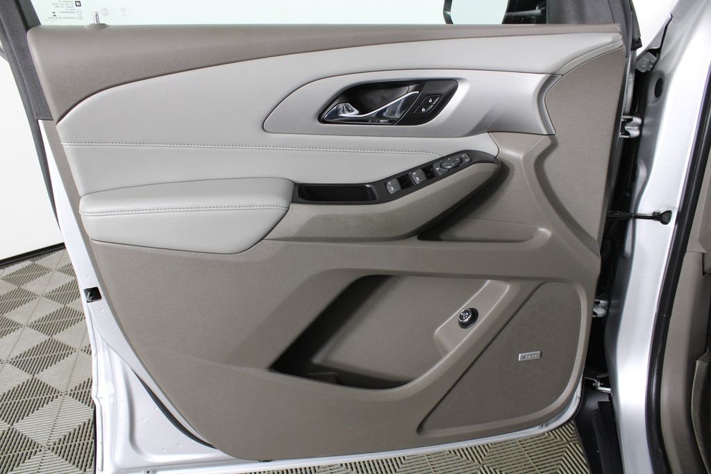 Used 2018 Chevrolet Traverse for sale in 