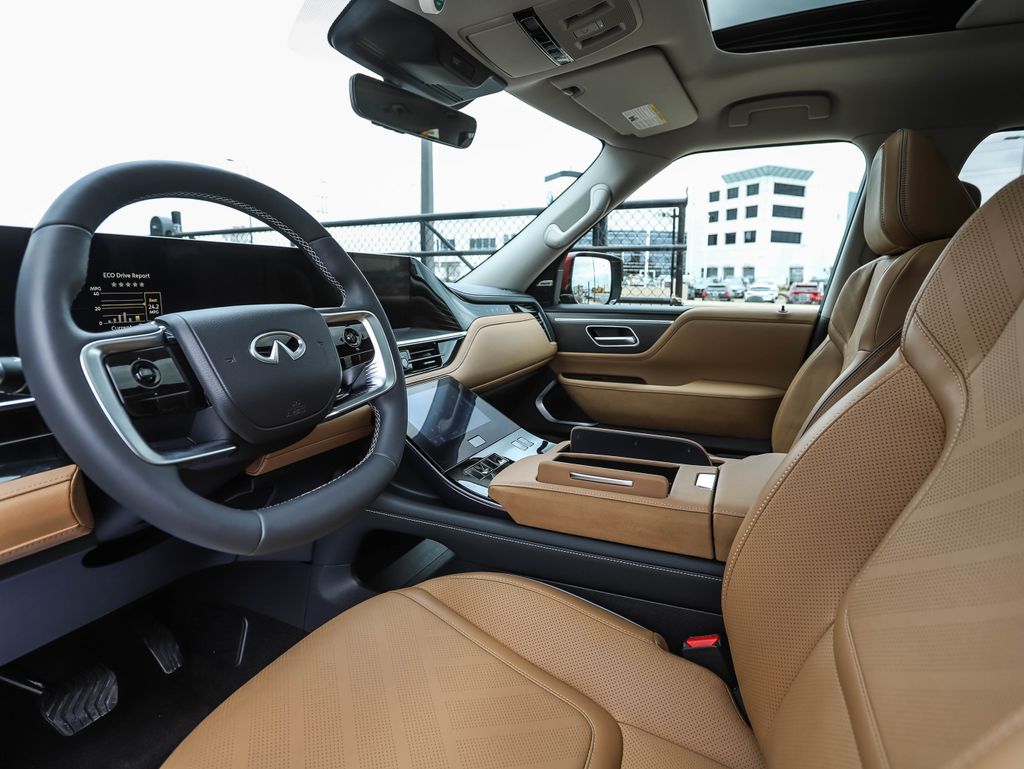 Thumbnail: 2025 INFINITI QX80 - 10