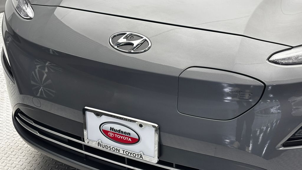 Thumbnail: 2023 Hyundai Kona - 2