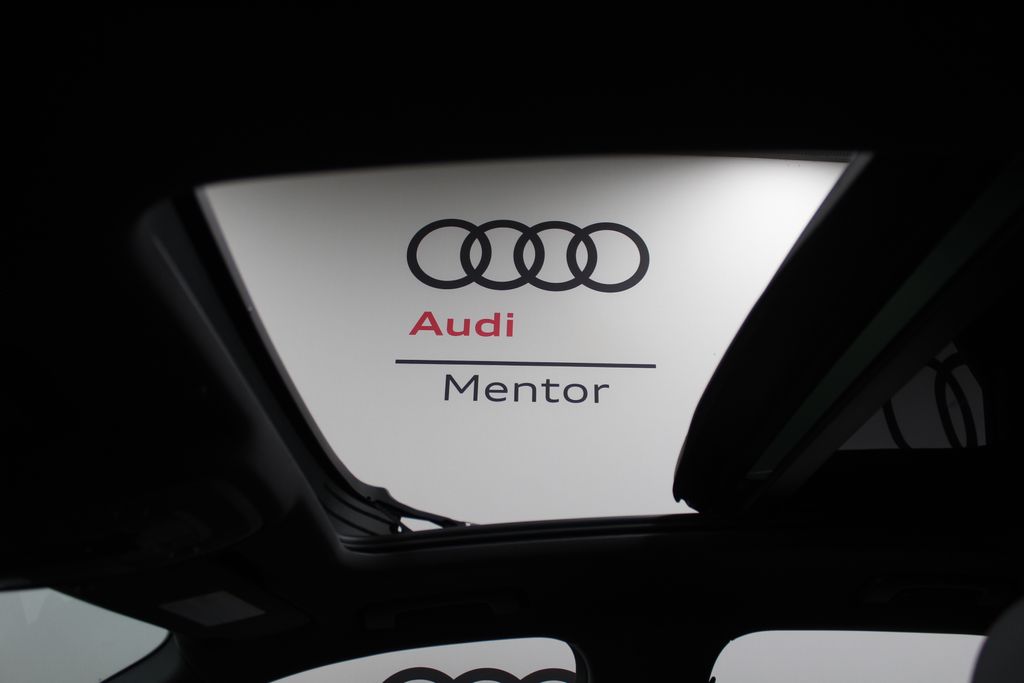 Thumbnail: 2025 Audi Q3 - 14