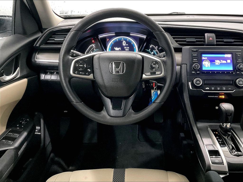 2019 Honda Civic — photo 17