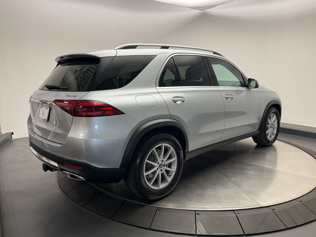 Thumbnail: 2026 Mercedes-Benz GLE - 7