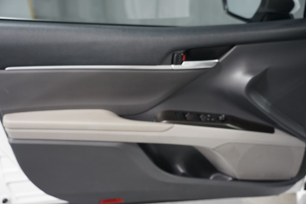 Thumbnail: 2024 Toyota Camry - 11