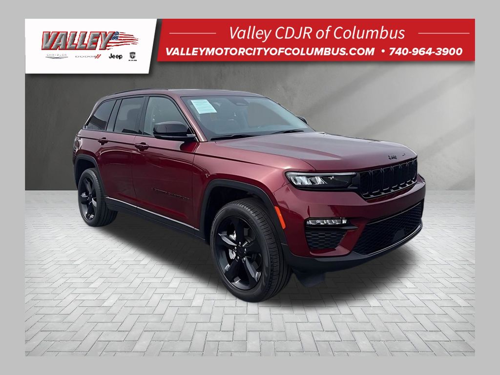 Velvet Red Pearlcoat 2023 Jeep Grand Cherokee Limited 4WD SUV / Crossover Four-Wheel Drive 8-Speed Automatic