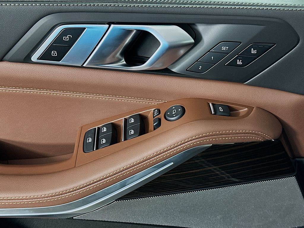 Thumbnail: 2026 BMW X5 - 20