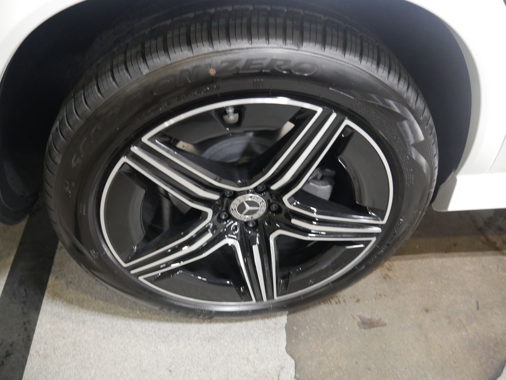 Thumbnail: 2026 Mercedes-Benz GLE - 12