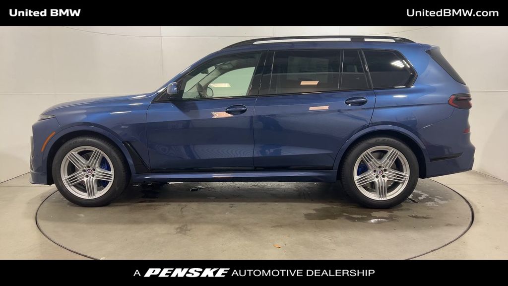 Thumbnail: 2026 BMW X7 - 5