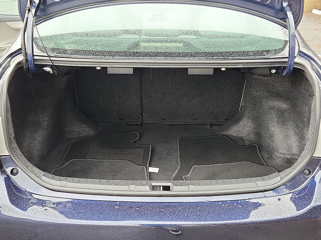 Thumbnail: 2013 Toyota Corolla - 27