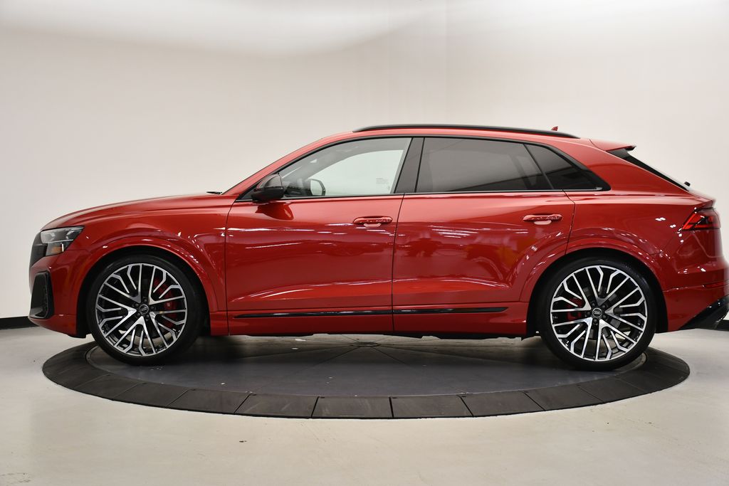 2024 Audi SQ8 Prestige 2