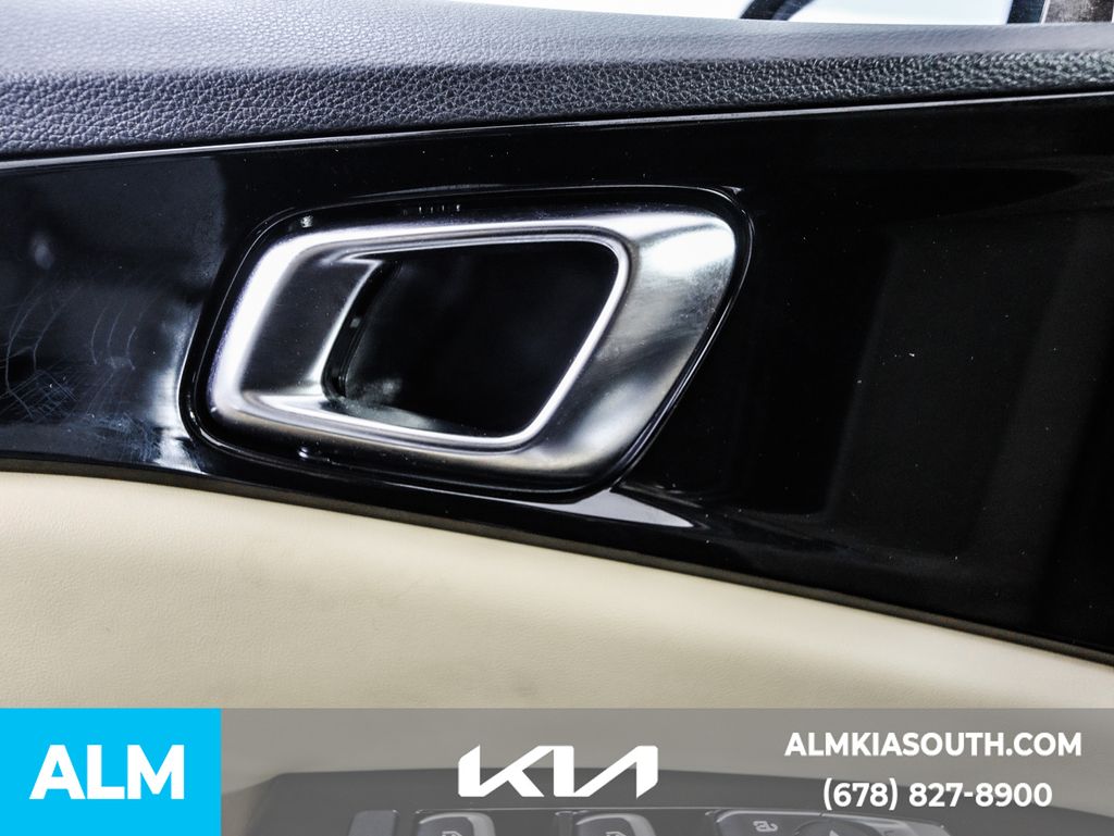2024 Kia Carnival EX photo 45