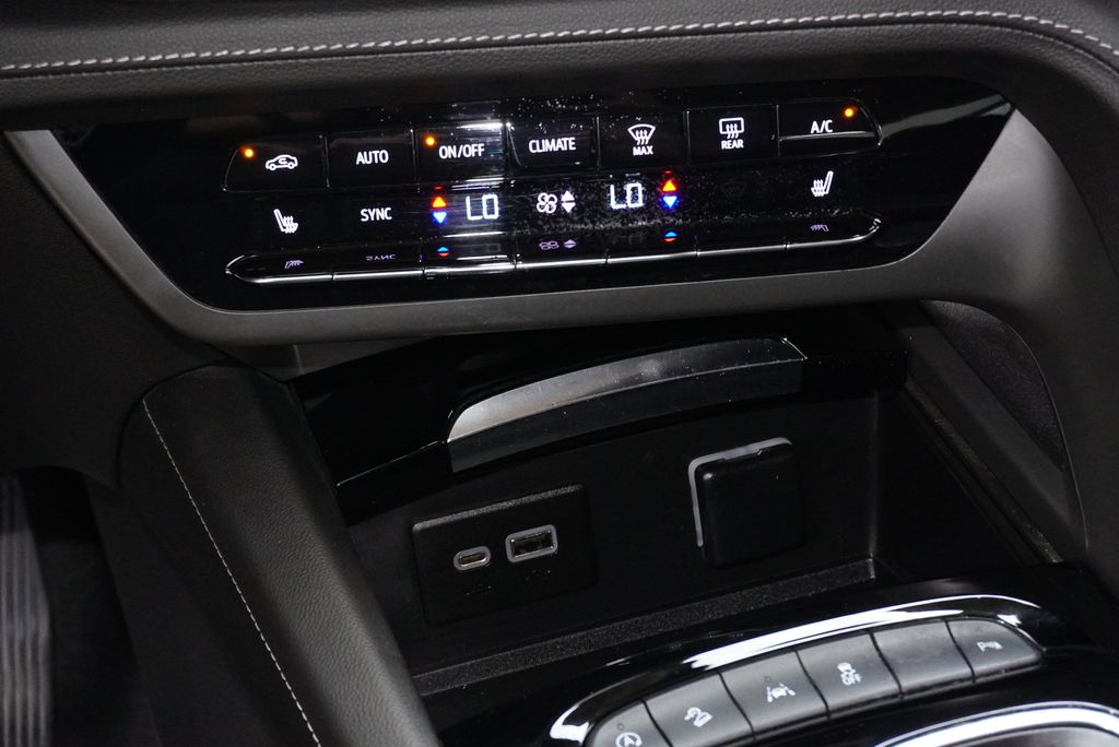 Used Car 2023 Buick Envision  Preferred For Sale Under $30,000 In Weatherford, Texas