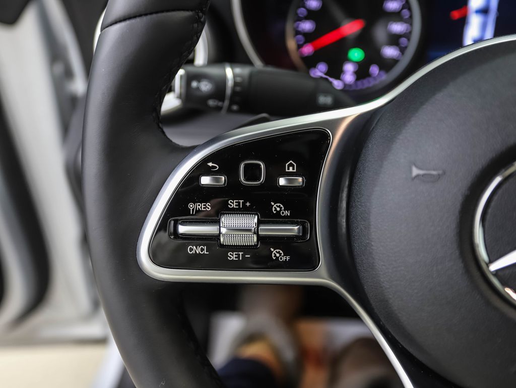 Thumbnail: 2019 Mercedes-Benz C-Class - 12