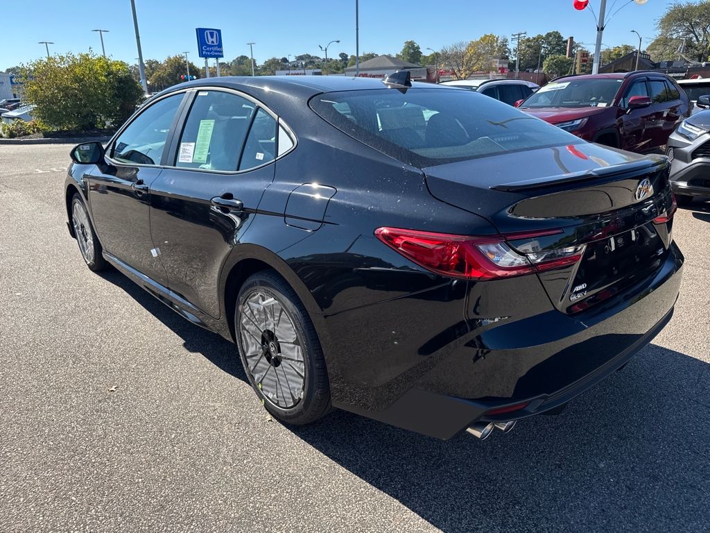 2026 Toyota Camry SE photo 4