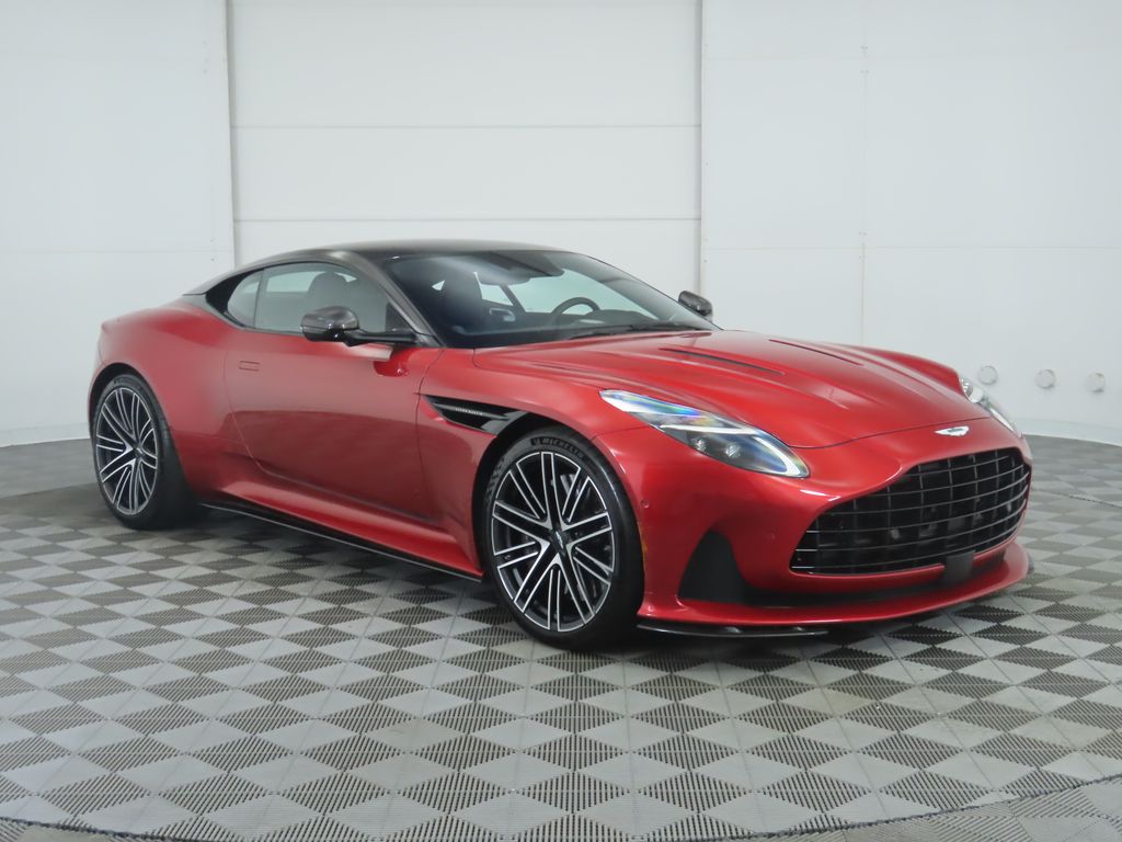 2024 Aston Martin DB12  3