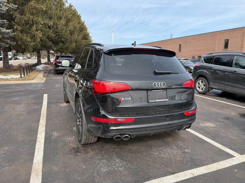 Thumbnail: 2017 Audi SQ5 - 2