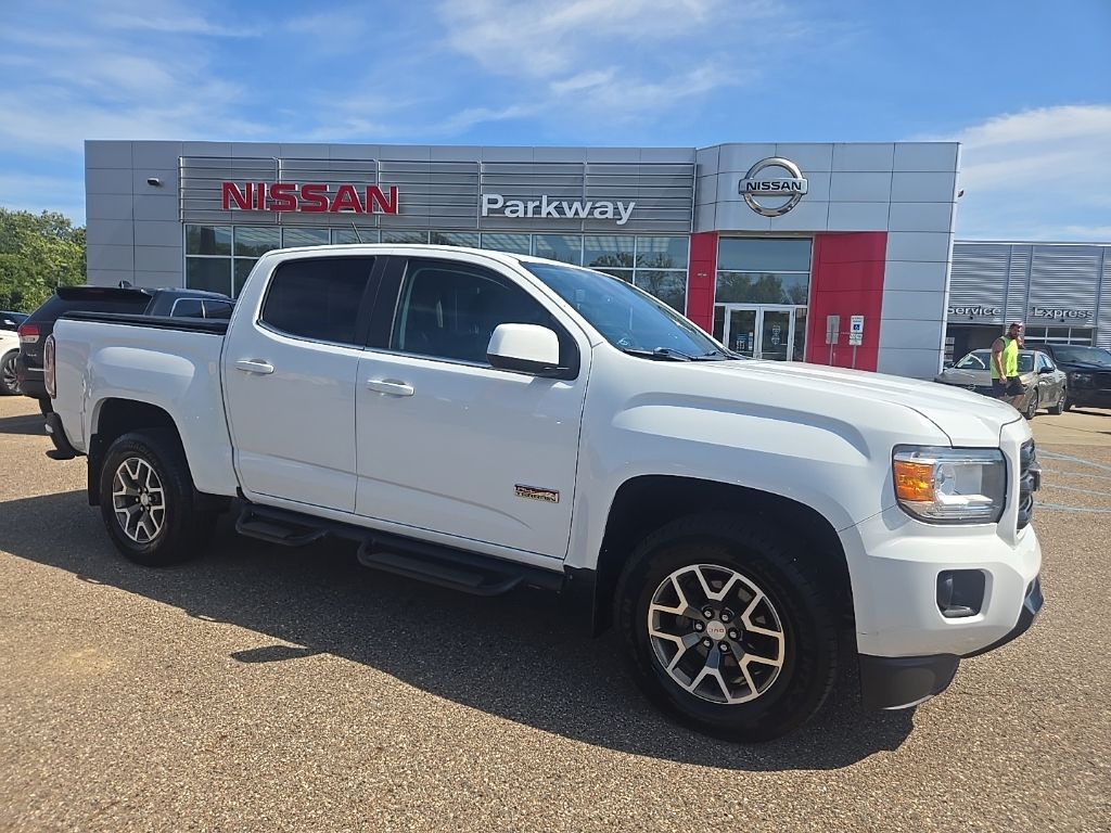 Summit White 2019 GMC Canyon Pickup Truck Four-Wheel Drive 8-Speed Automatic
