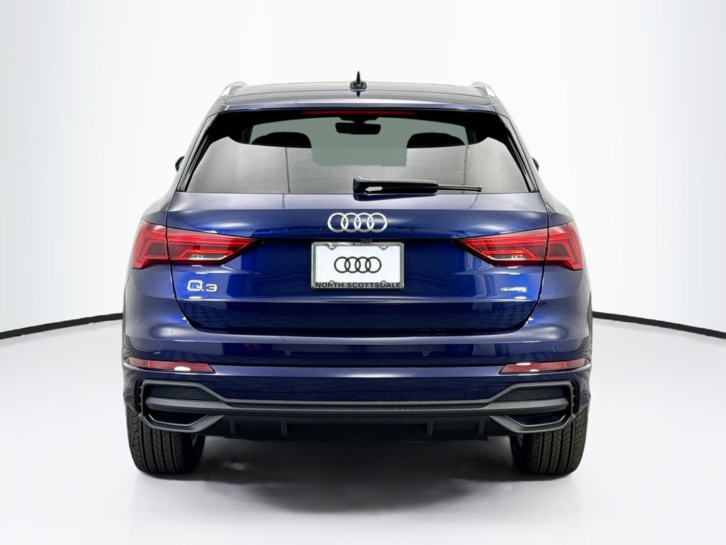 Thumbnail: 2025 Audi Q3 - 6