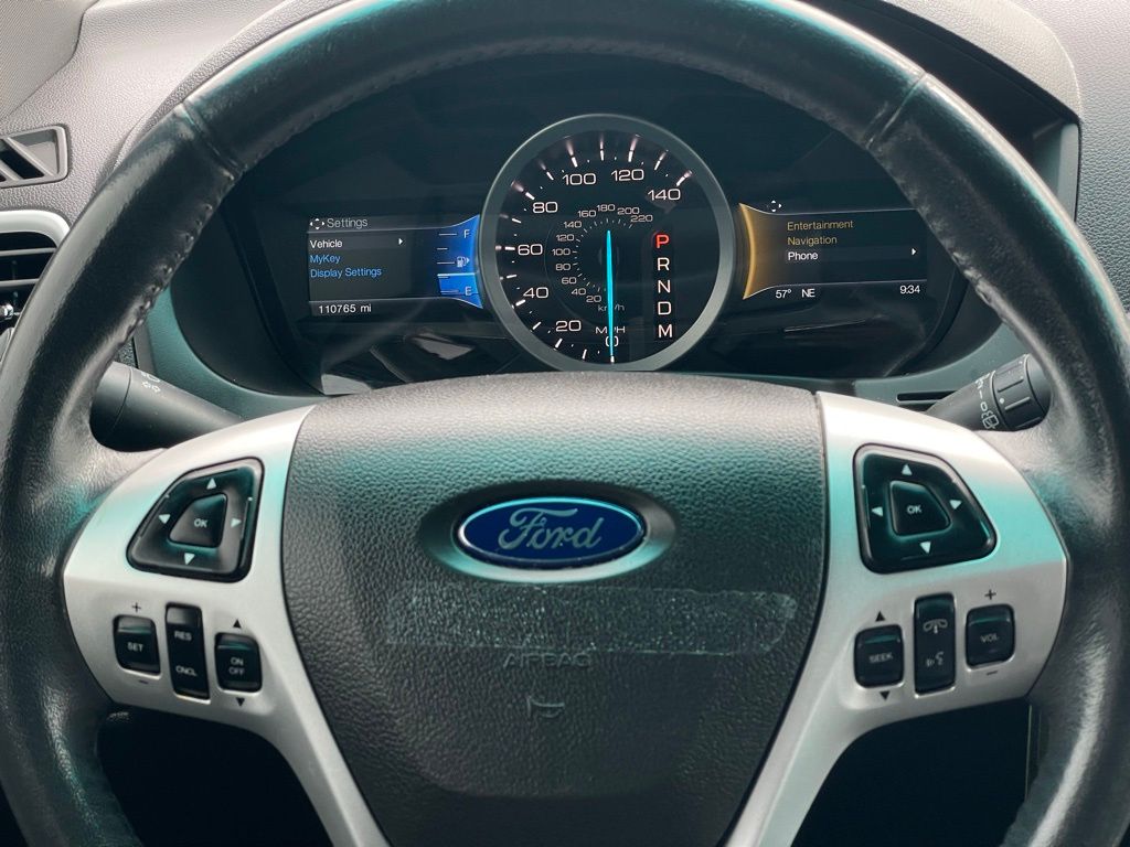 Thumbnail: 2015 Ford Explorer - 12