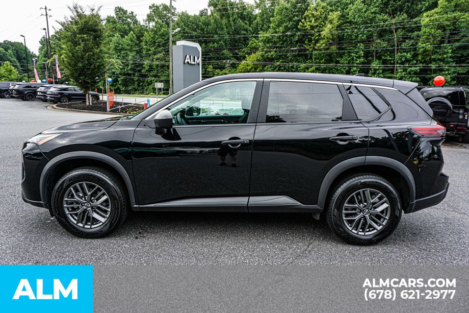 Used 2024 Black Nissan S image 7