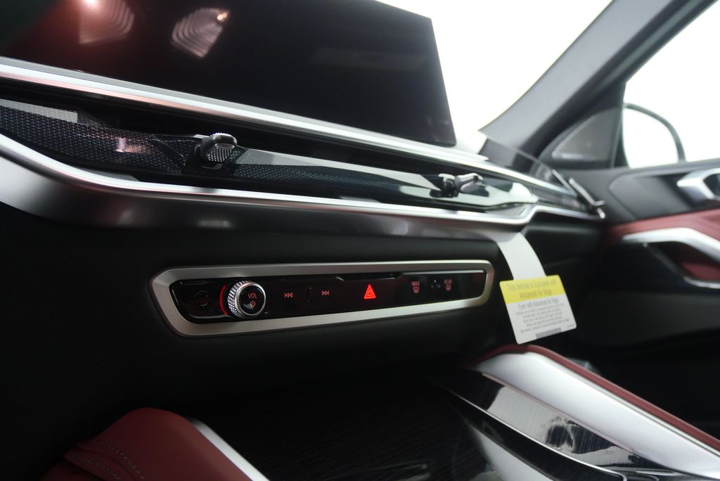 Thumbnail: 2026 BMW X6 - 20