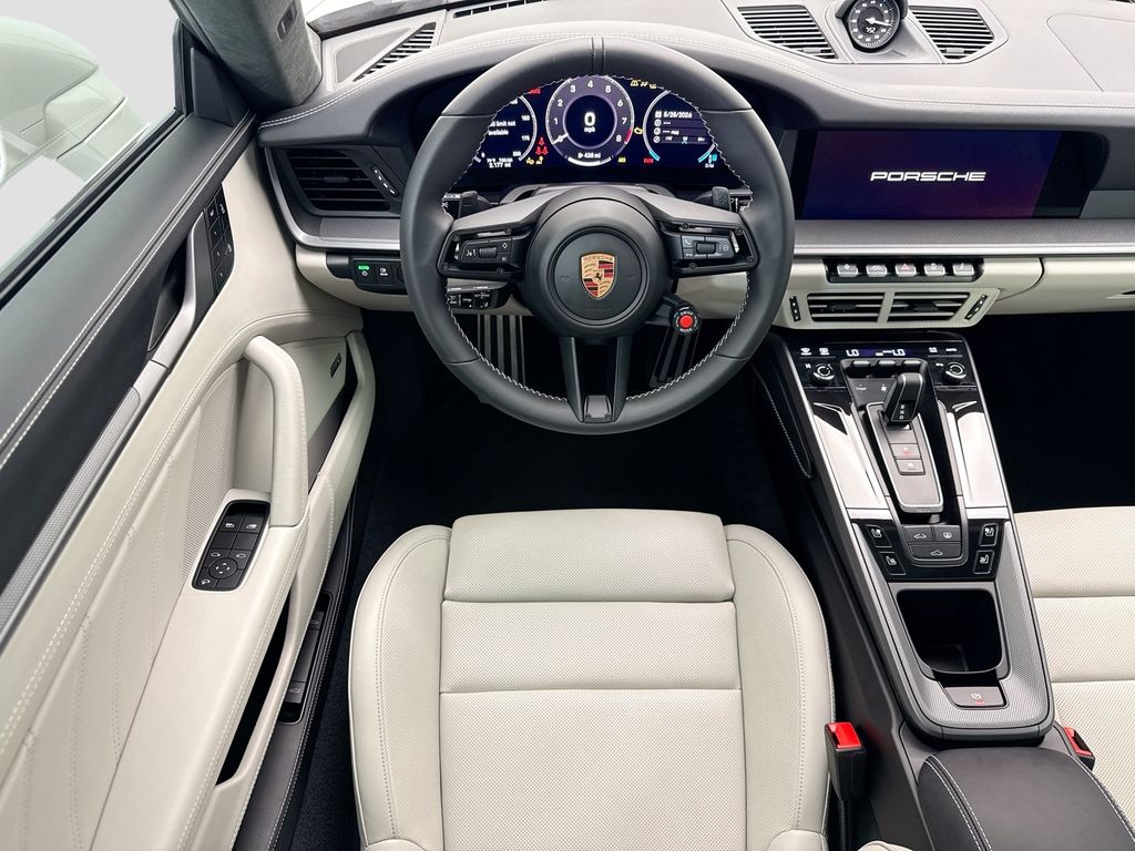 Thumbnail: 2026 Porsche 911 - 12