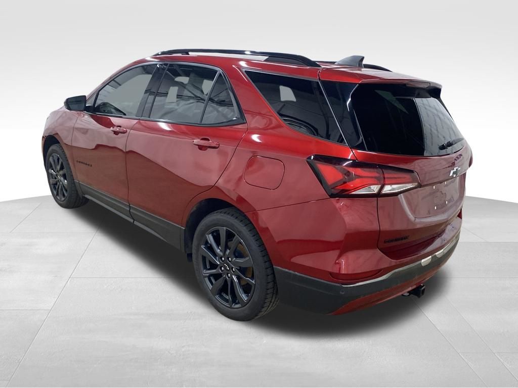 View vehicle photo 5