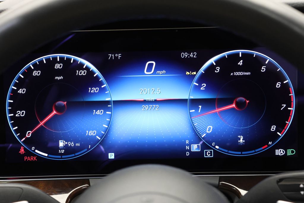 Thumbnail: 2023 Mercedes-Benz E-Class - 23