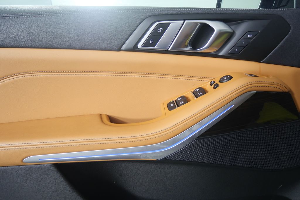 Thumbnail: 2023 BMW X5 - 8