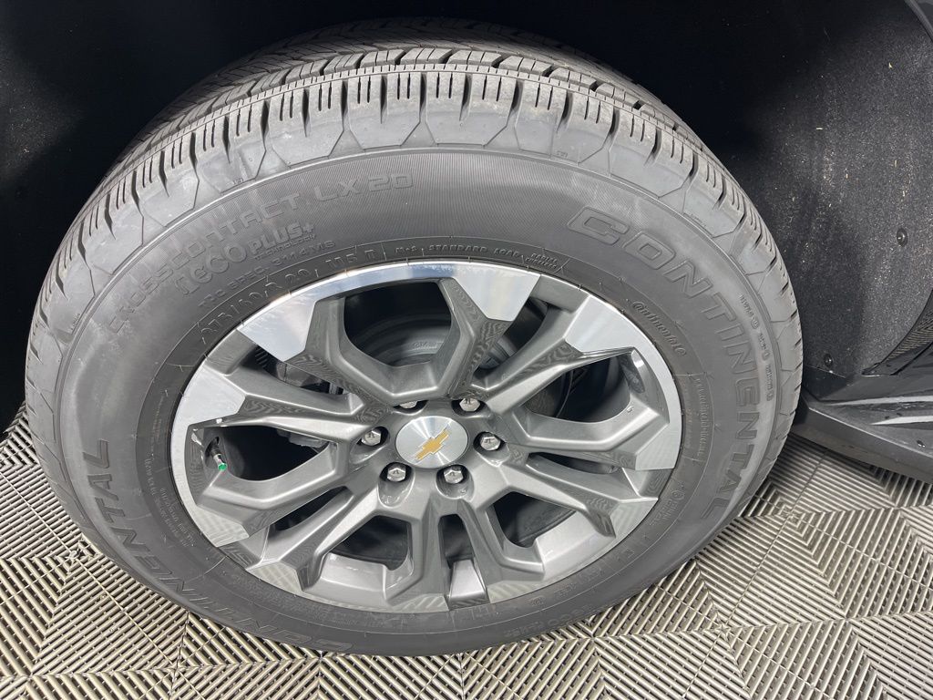 Thumbnail: 2026 Chevrolet Tahoe - 12