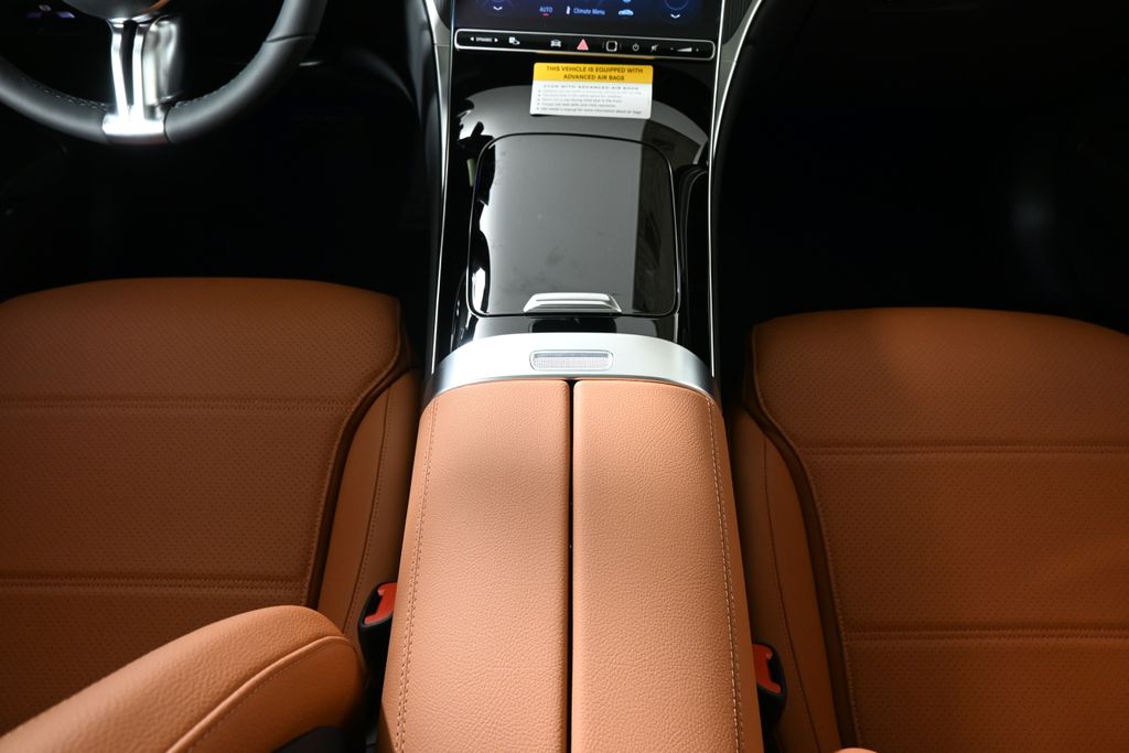 Thumbnail: 2026 Mercedes-Benz GLC - 18