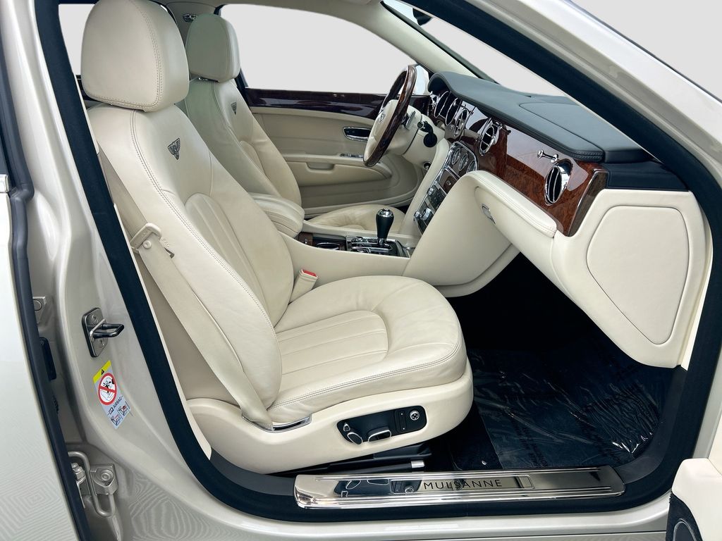 Thumbnail: 2016 Bentley Mulsanne - 20